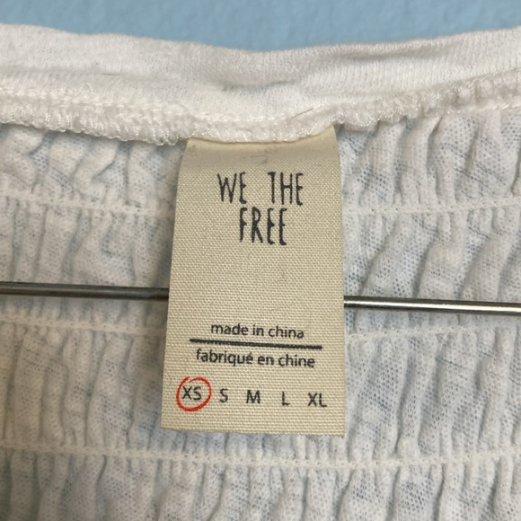 Free People We the Free Womens Size XS White Linen Smocked Tank Top Curved Hem - Picture 3 of 9
